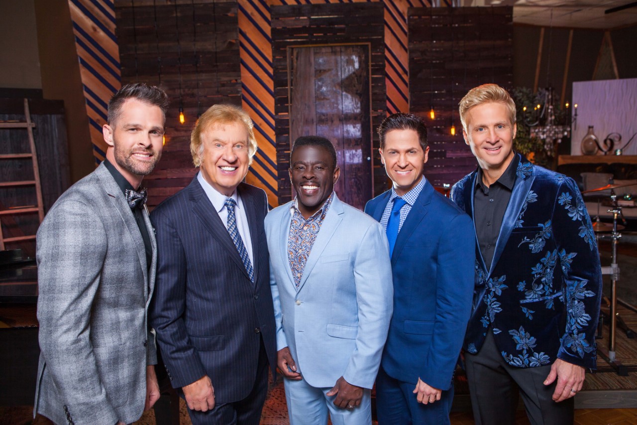 Bill Gaither & Gaither Vocal Band to Resume Tour Schedule Singing